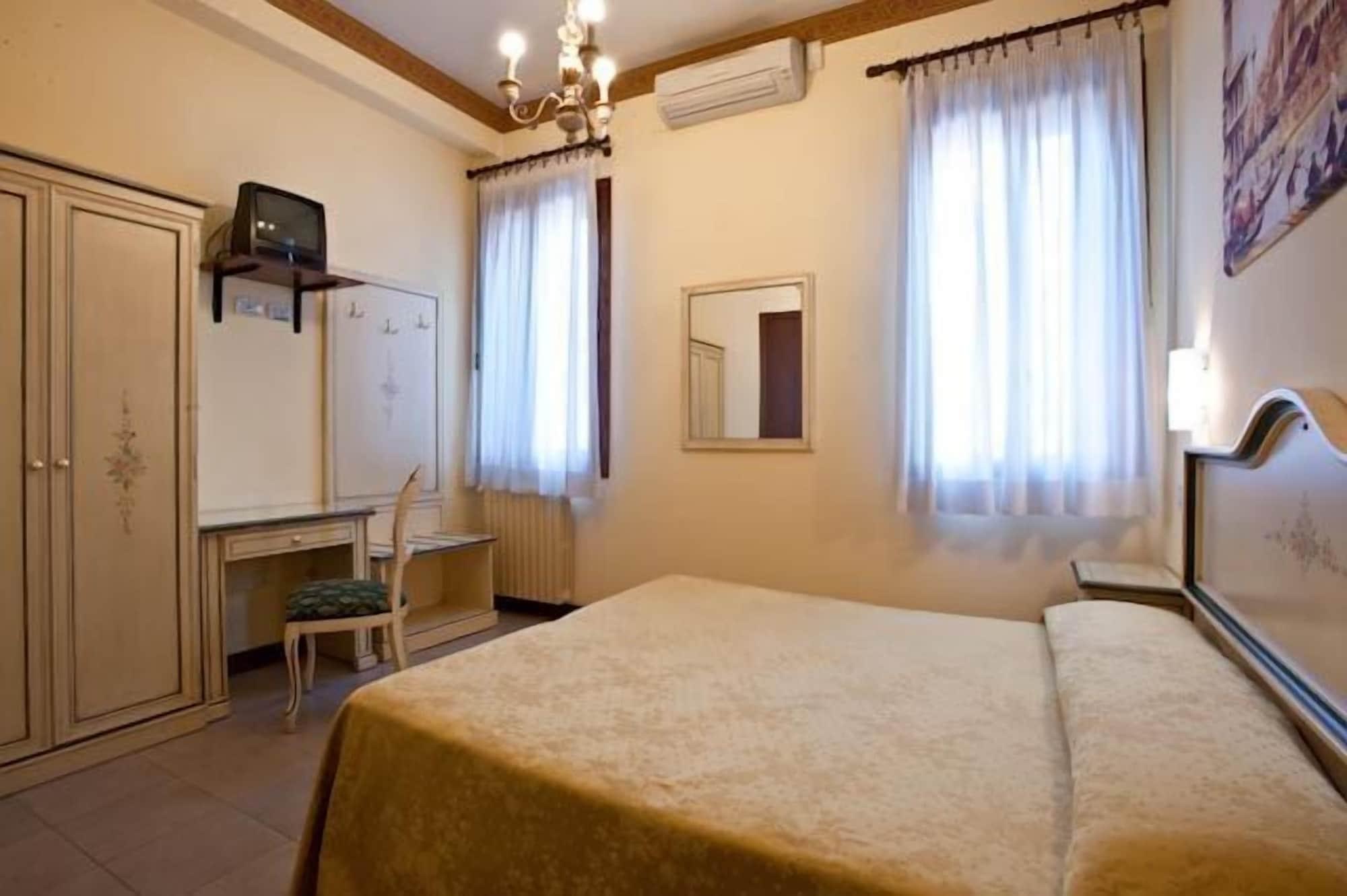 luxury hotel venice florida